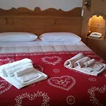 贝拉维斯塔旅馆 Comèlico Superiore